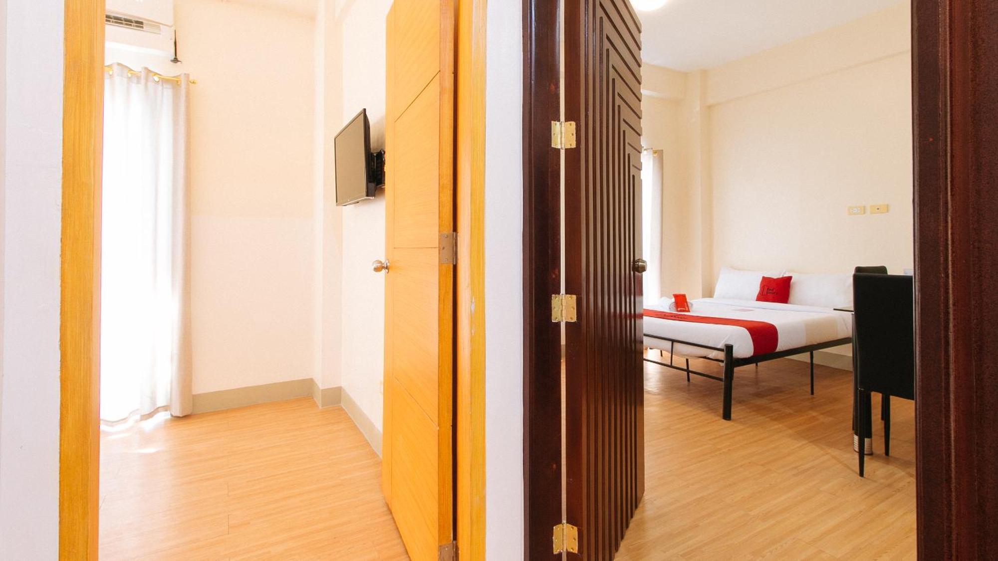 Reddoorz Plus At Alpina Heights Paranaque Paranaque City Exteriör bild