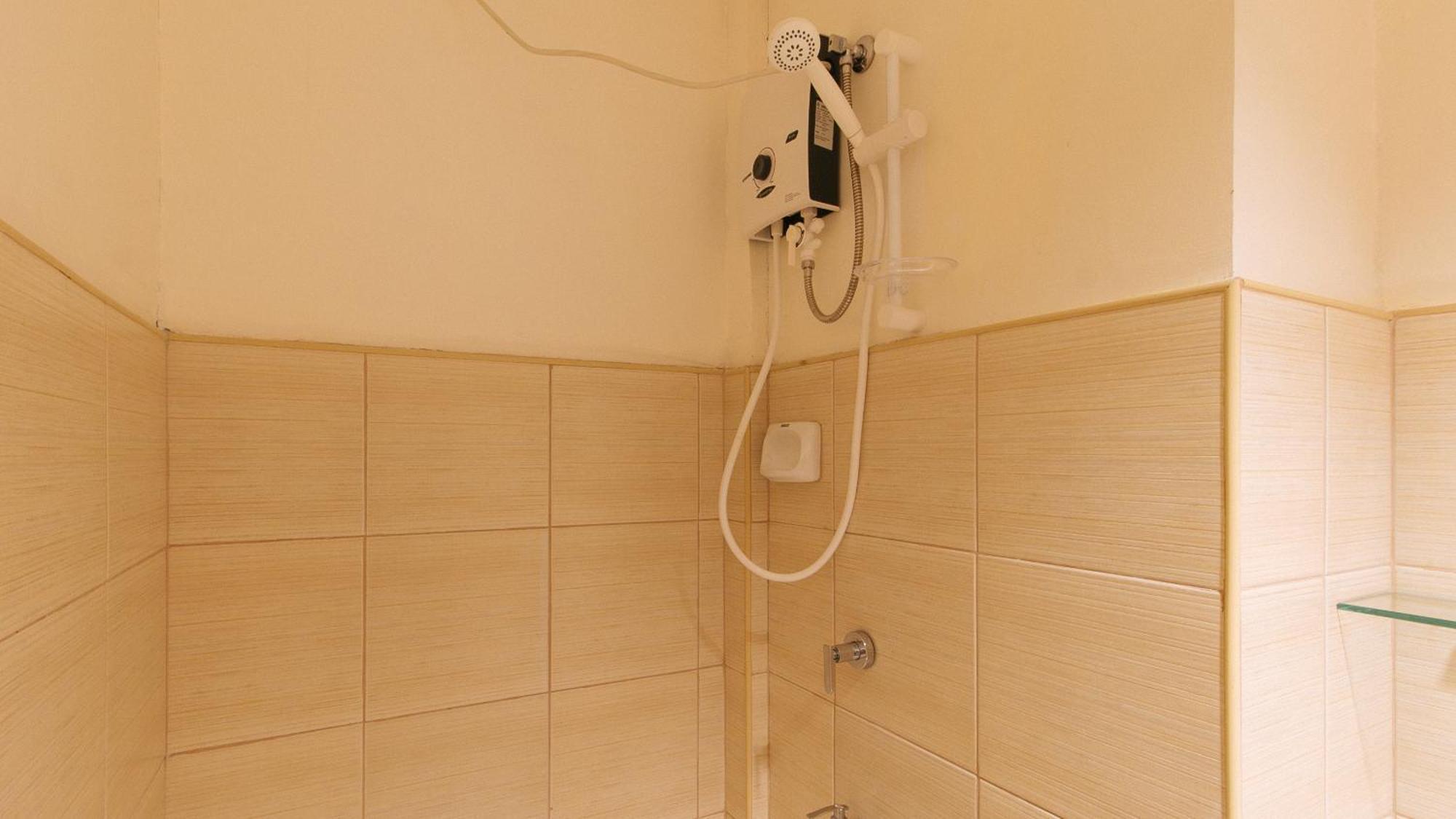 Reddoorz Plus At Alpina Heights Paranaque Paranaque City Exteriör bild