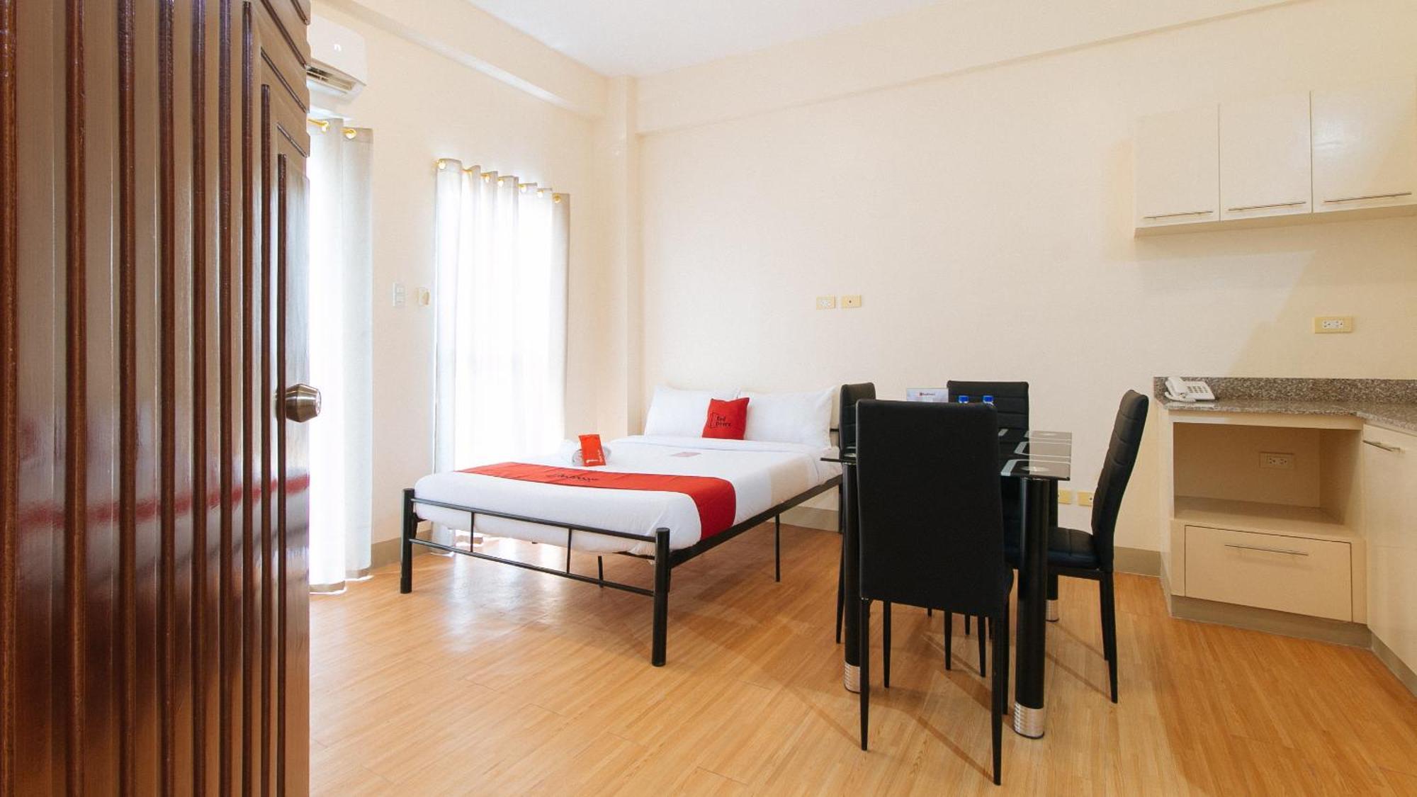 Reddoorz Plus At Alpina Heights Paranaque Paranaque City Exteriör bild