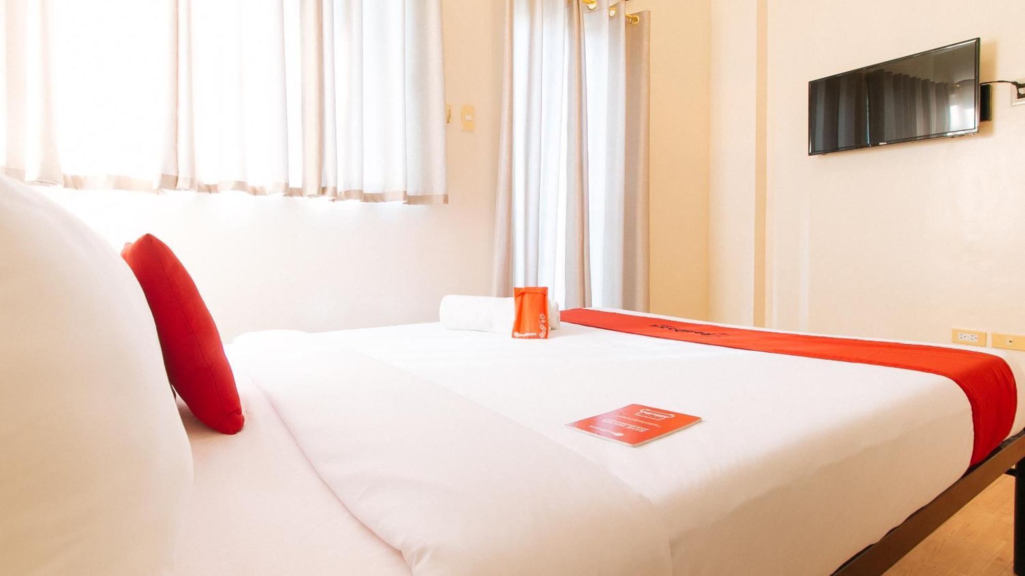 Reddoorz Plus At Alpina Heights Paranaque Paranaque City Exteriör bild