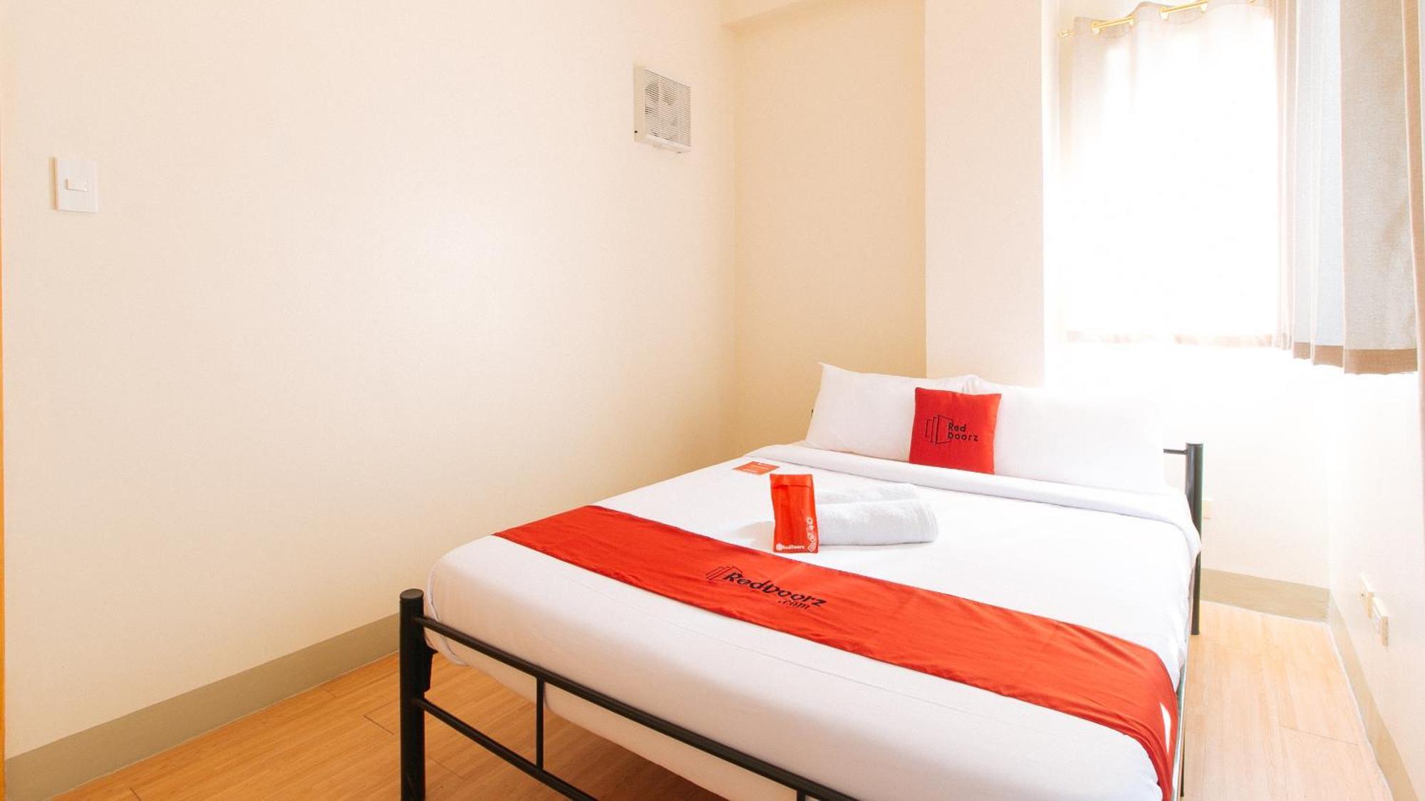 Reddoorz Plus At Alpina Heights Paranaque Paranaque City Exteriör bild