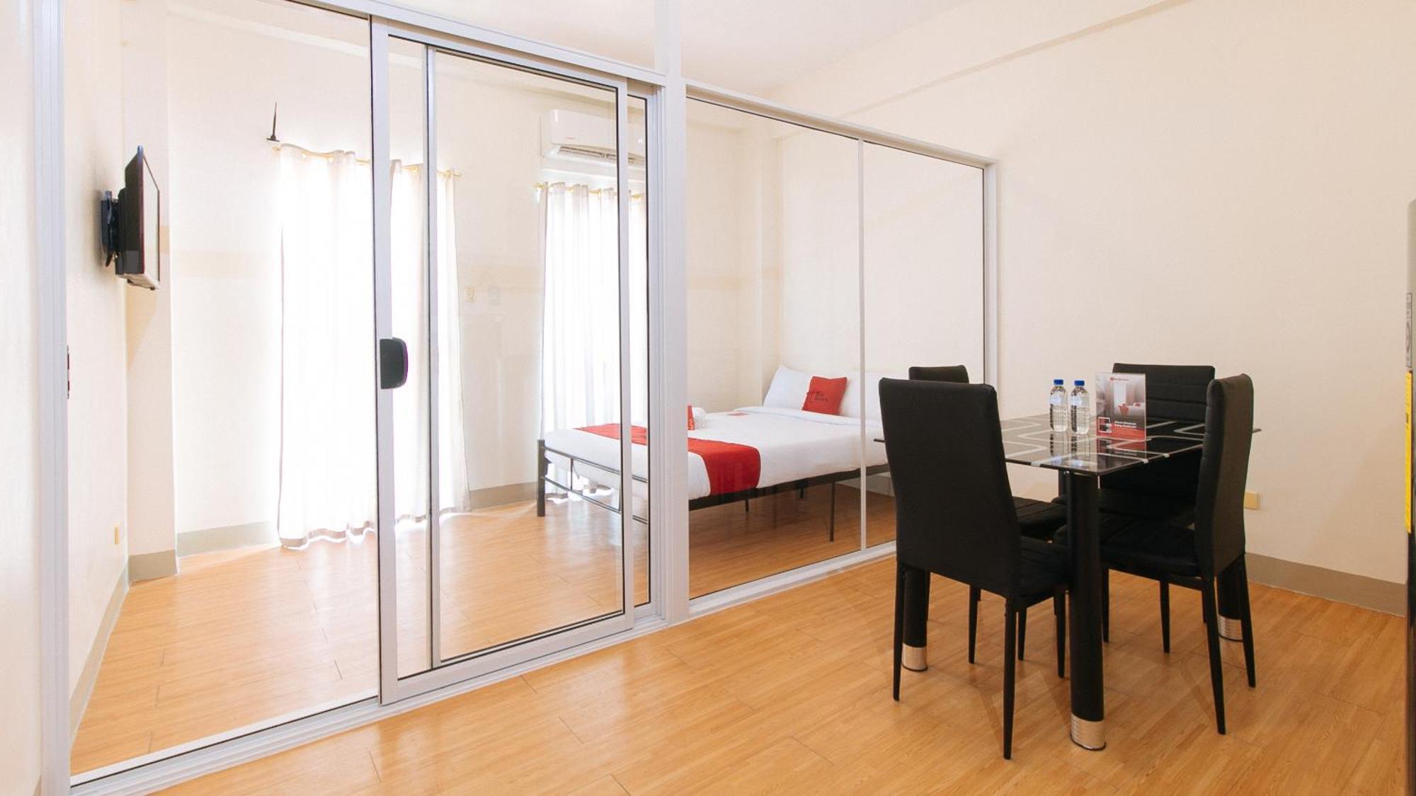 Reddoorz Plus At Alpina Heights Paranaque Paranaque City Exteriör bild