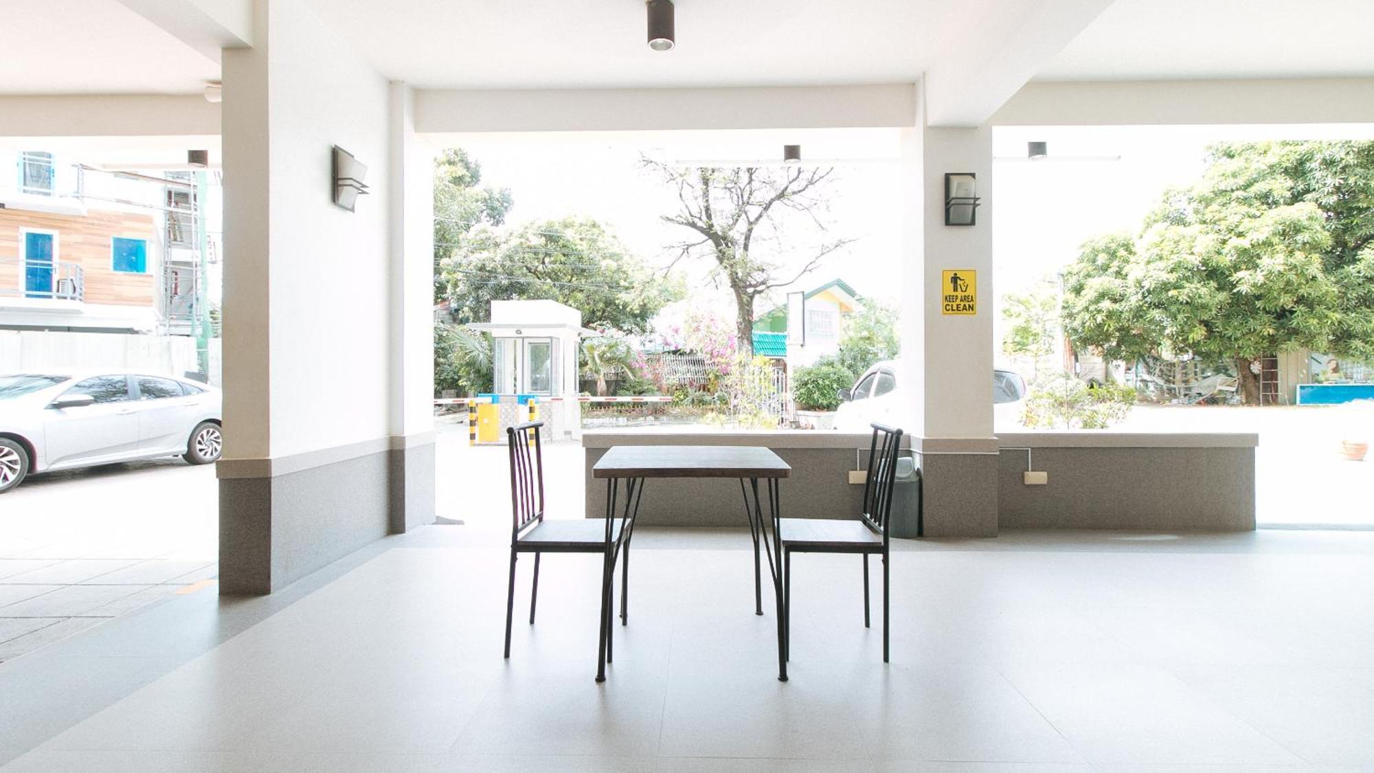 Reddoorz Plus At Alpina Heights Paranaque Paranaque City Exteriör bild